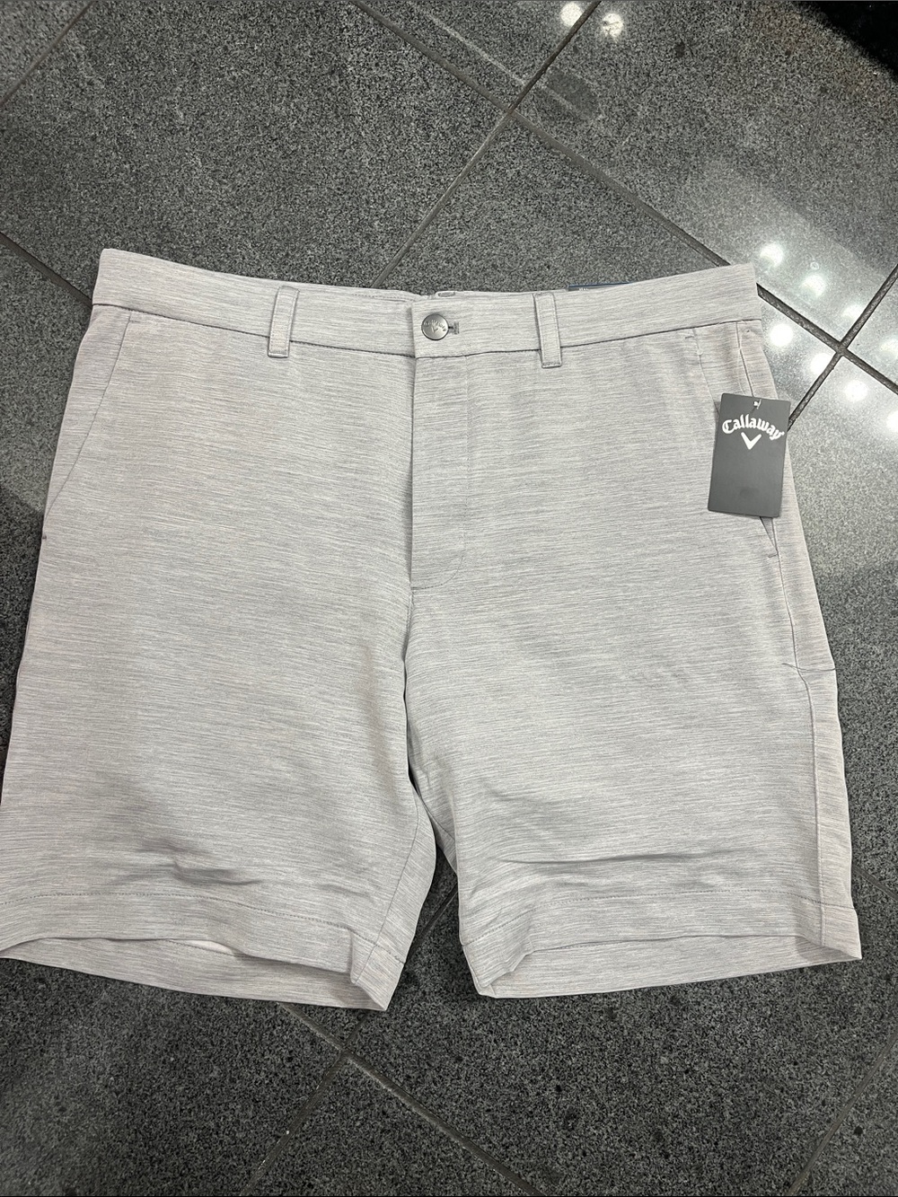 Callaway Men’s Light Heather Gray Hybrid Golf Shorts